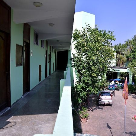 Hotel Bharatpur Ashok Ngoại thất bức ảnh